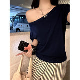 White Oblique Shoulder Short Sleeves Shoulder Collared Sexy T-Shirt Girl Summer Sweet Hot Girl Loose Meat Mask Top