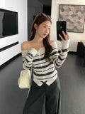 Vintage Stripe Splicing Long-Sleeved Knitted Cardigan Women 2026 Autumn Single-Dcupuncture Design Top