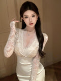 New Solid Color Lace Temperament Anglic Splicing Body Sexy Deep V Bag Ass Skirt Dress Dress Woman