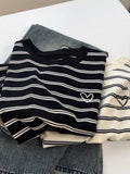 Vintage Casual Round-Neck Black And White Striped Short-Sleeved T-Shirt Women Loose Literary And Art Bottoming Shirt Summer New Students