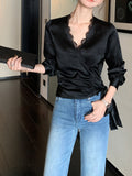 2026 Spring New Grip On The Ribbon Ribbon Top Elegant Luster Splicing Lace Long-Sleeved Shirt Women V Collar Waist Lining