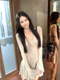 French Temperament V-Neck Long-Sleeved Knitted Dress Women Autumn Gentle Figure Inside The Bottom Skirt A Skirt Skirt Short Skirt