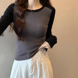 2026 Autumn New Threaded Knitted T-Shirt Women's Design Sense Splicing Short-Sleeved Bottom Shirt Tide