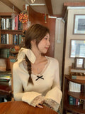 Apricot Lace V-Neck Grinding Long Sleeves Bottom Shirt Women Take T-Shirt Autumn And Winter New Folds To Collect Small Tops