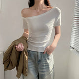 Slanted Shoulder Short-Sleeved T-Shirt Women's Summer 2025 New Beautiful Shoulder Sexy Hottie Design Sense Niche Chic Top