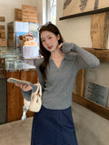 New Autumn And Winter Wearing V-Neck Knitted V-Neck Horn Long-Sleeved Bottom Shirt Inside The Slim Top Women's Clothing