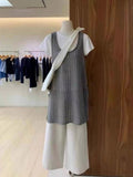 Thirteen Lines Of Early Spring Summer Hollow Knitted Shirt Sleeveless Dress Women Folded Side Open Fork Folded Waistcoat Skirt