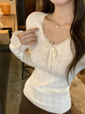 Solid Color Lace Side Shoulder V-Neck Long-Sleeved Knitted Bottom Shirt With A Huge Look Early Autumn Wearing And Dressing On The Body Of The Woman