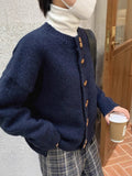 Early Autumn Knitted Shirt Coat Women's Spring And Autumn Loose Lazy High Sense 2025 New Top Retro Sweater Thick