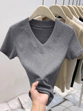 European Gray V-Neck Short-Sleeved Summer T-Shirt Girl 2025 New Design To Repair The Slim Solid Color Fish Bone Waist Top